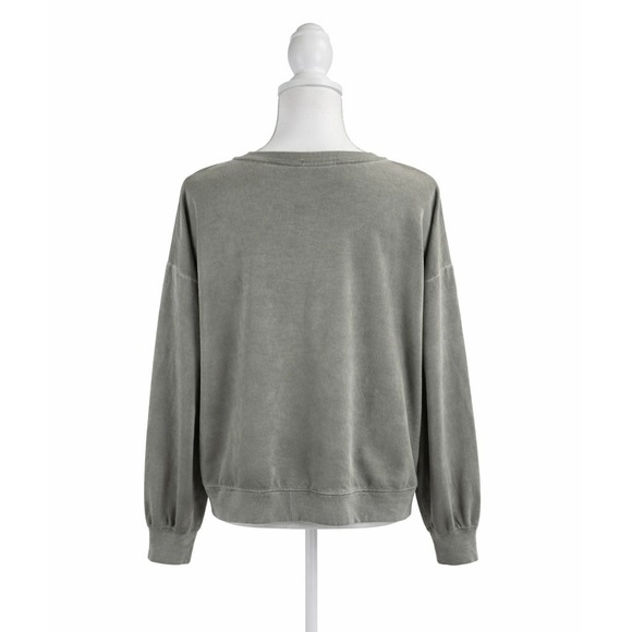 Brit NY Sequince Sugar Skull Sweatshirt Top Women size Large Gray Long Sleeve - Picture 3 of 7